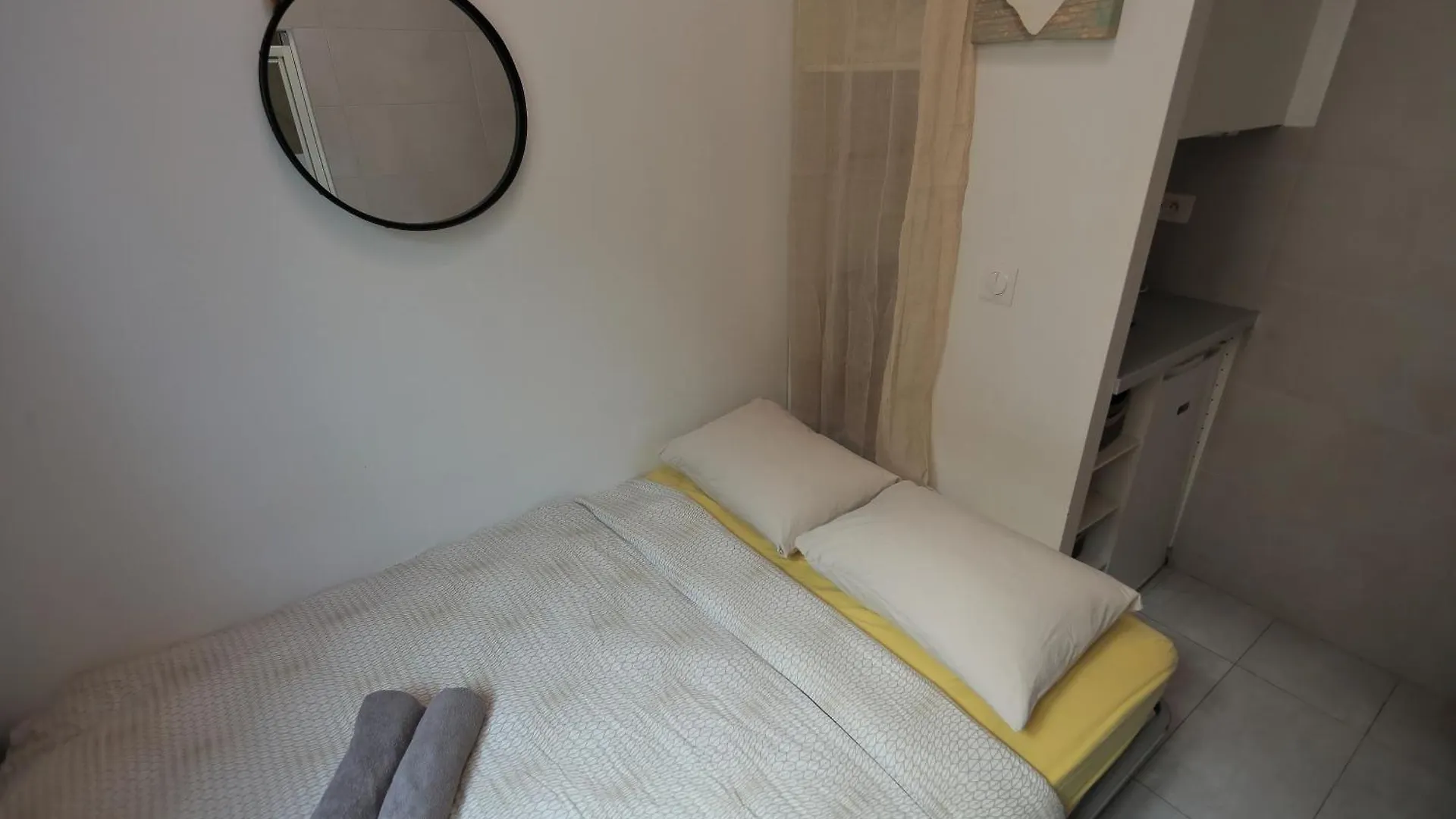 Apartment In The Heart Of *